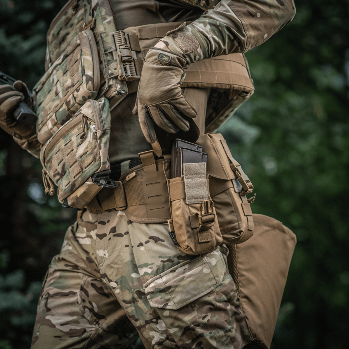 M-Tac Dobbelt Magasin Taske med Fastex Lukning til AR- og AK-magasiner, ideel til militær og outdoor-brug