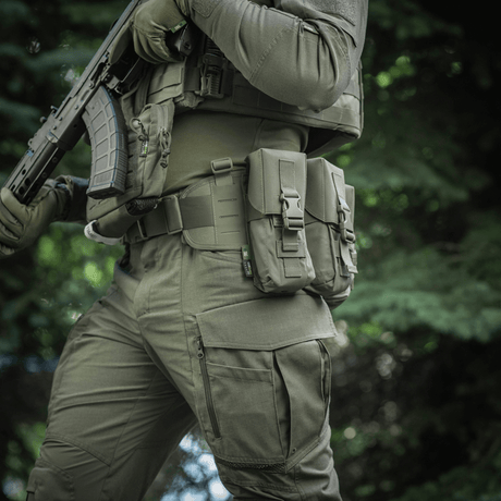 M-Tac dubbel magasinficka med Fastex-låsning för AR- och AK-magasin, idealisk för militär och friluftsliv, robust Cordura 500D-material