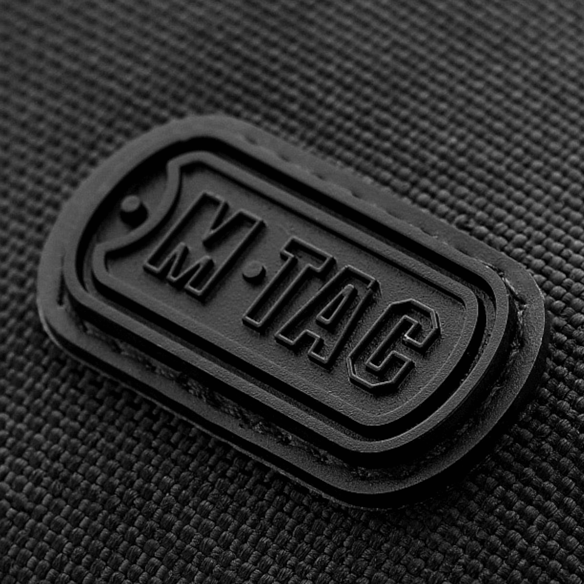 M-Tac Carry Sling Taske Elite Gen.IV logo på sort stof