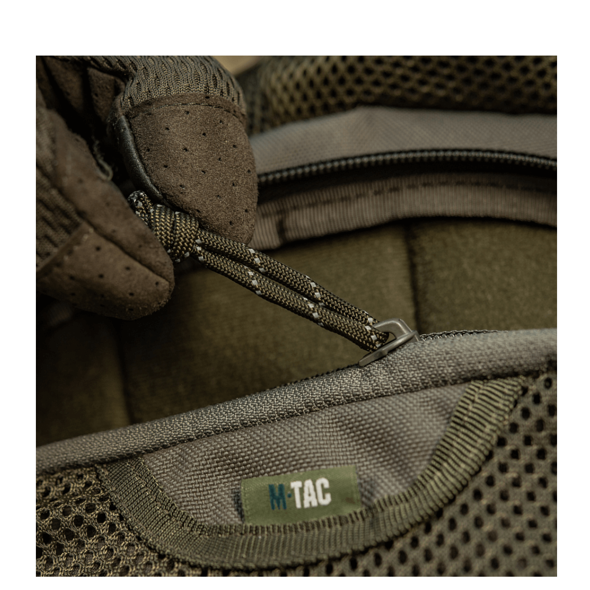 M-Tac Hook & Loop Utility Panel lynlåslomme til organisering af småting i taske eller rygsæk, modulært panel, mesh, praktisk opbevaring.