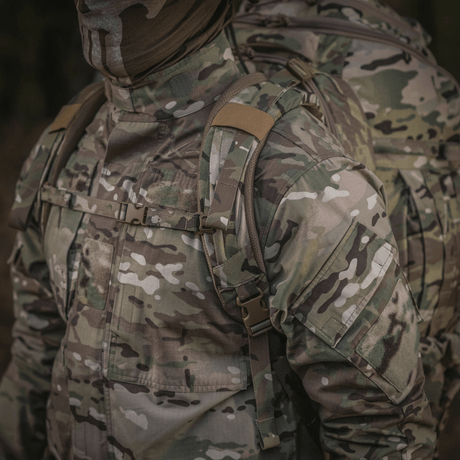 M-Tac Ryggsäck Large Gen.IV Elite i kamouflagedesign för taktisk användning och hållbarhet.