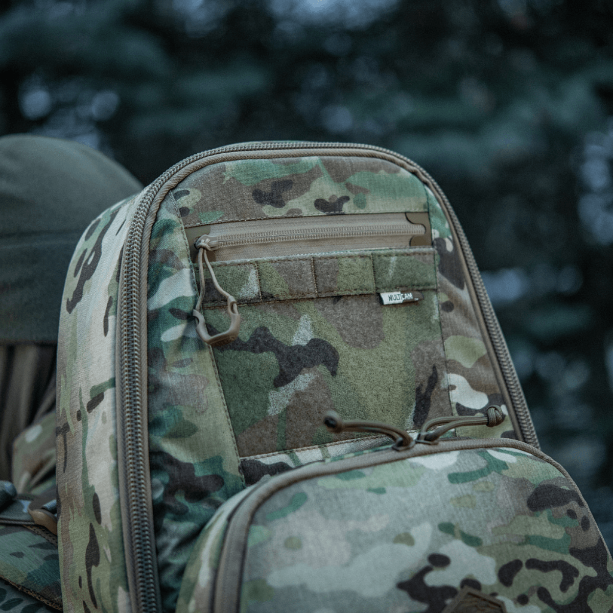 M-Tac Gun Backpack Case 125 cm Gen.II Elite i camo design, tæt syning til riflebeskyttelse, slidstærk Cordura materiale for robust transport.