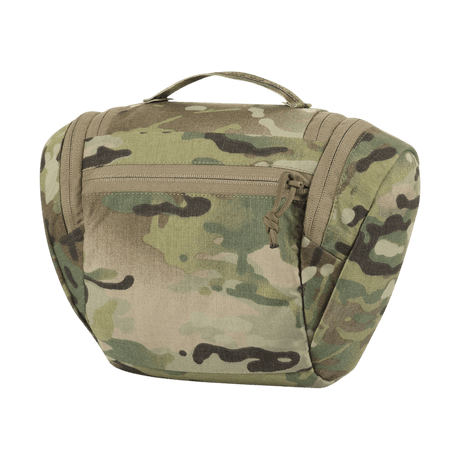 M-Tac Toilettaske Elite Gen.II i camouflage design, kompakt og ideel til opbevaring af hygiejneartikler og småting på rejse.