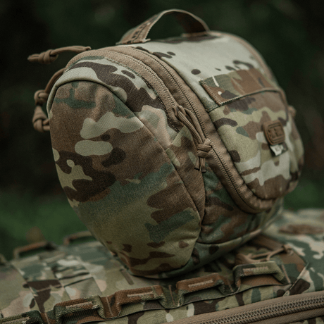 M-Tac Toilettaske Elite Gen.II i camouflage-design til praktisk opbevaring af hygiejneartikler og småting, ideel til rejsebrug.