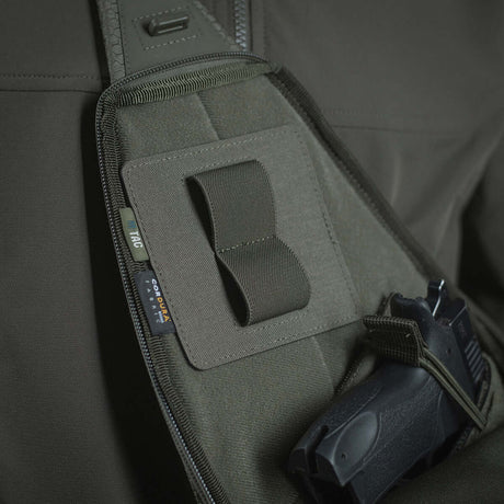 M-Tac Double Mag Pouch Hook Backed Magazine med Velcro-infästning visar justerbara rumdelare i en ficka, lämplig för magasinförvaring