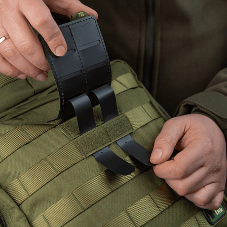 M-Tac panel för patches på MOLLE 80x135. Robust passform för MOLLE-system med hook & loop-yta för patches och ID