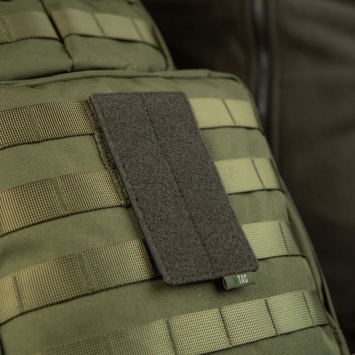 M-Tac Panel til Patches på MOLLE 80x135 til fastgørelse af patches og ID med hook & loop overflade på en rygsæk