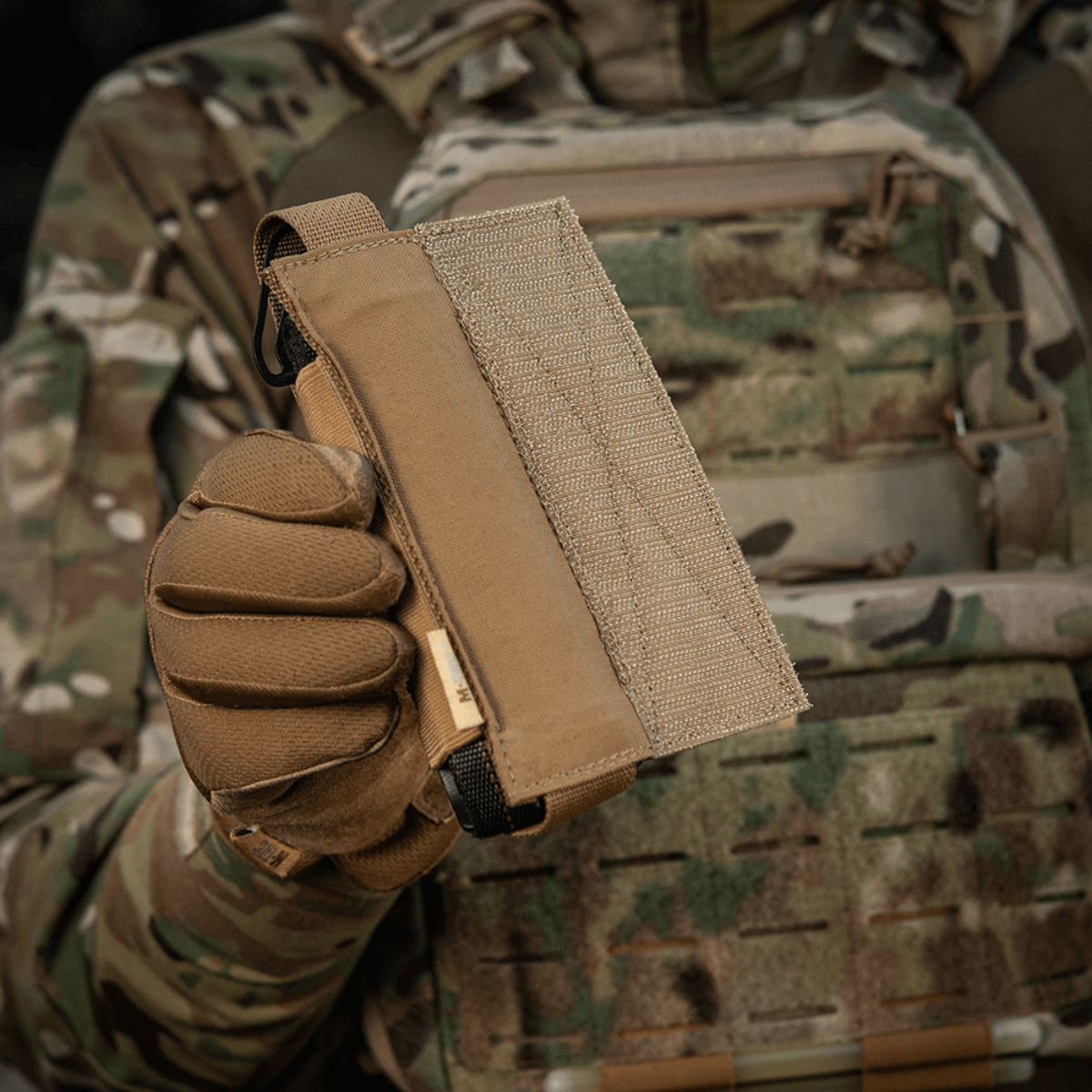 Taktisk M-Tac Tourniquet Pouch Elastisk VELCRO Gen.II lavet af Cordura 500D til hurtig adgang til tourniquet på Velcro-panel.