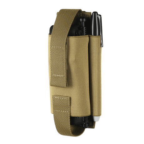 M-Tac Elastisk Tourniquet Pouch Molle Gen.III i beige Cordura, med elastik och fack för markörpenna, sedd från sidan.