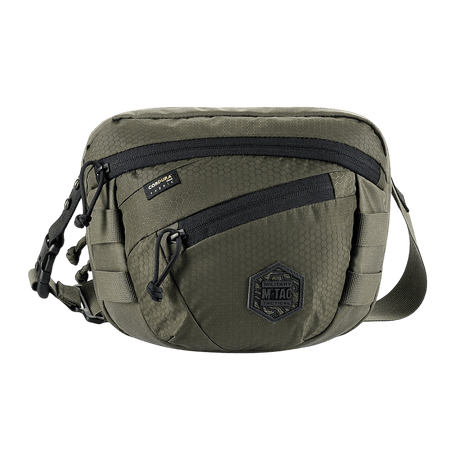 M-Tac Sphaera Hex Hardsling-väska Gen.II Elite i Cordura med justerbar axelrem och dragkedja.