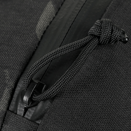 Närbild av M-Tac Satellite Magnet Taske Elite Hex med stark dragkedja och hållbart Cordura-material.