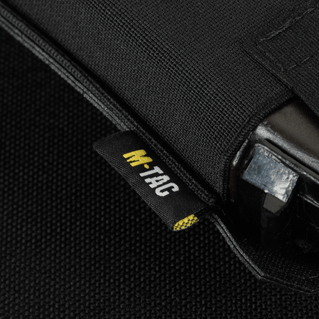 M‑Tac Elastisk Triple Magazine Pouch Elite, robust Cordura 500D-material med sidostropp för säker magasinförvaring.