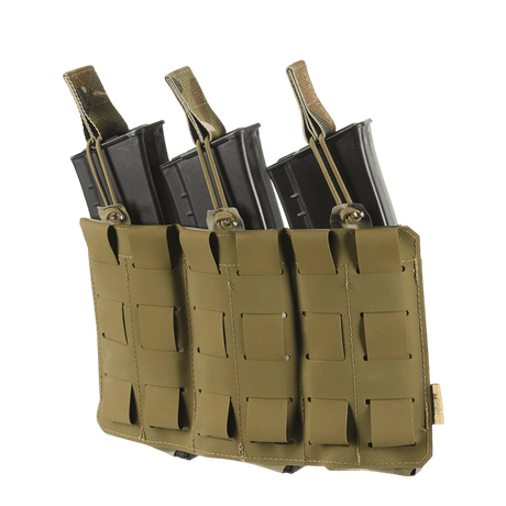 M‑Tac Elastisk Triple Magazine Pouch Elite för förvaring av 3 AK/AR-magasin, tillverkad av Cordura 500D med MOLLE för fältbruk.