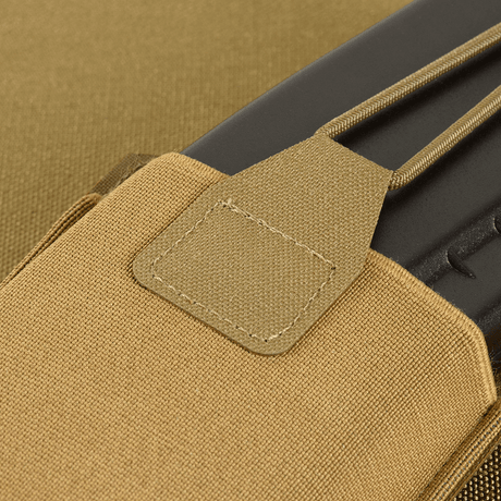 M‑Tac Elastisk Single Magazine Pouch Elite med robust Cordura-material och MOLLE-kompatibilitet för förvaring av AK/AR-magasin.