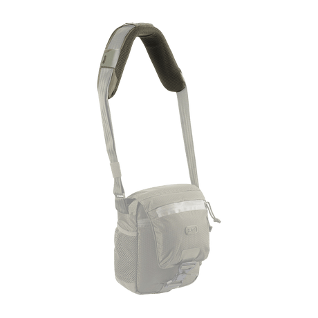 M‑Tac axelremspad 50 mm Elite monterad på väska för optimal viktfördelning och komfort, grå Cordura-material.