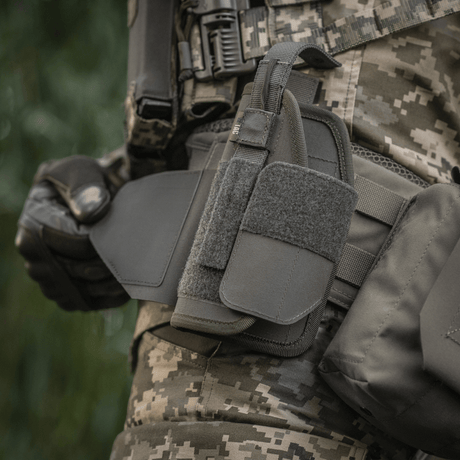 M-Tac universal taktiskt hölster Elite Vänster i laminerad Cordura 500D med justerbar passform och NIJ-certifiering, galleri position 1.