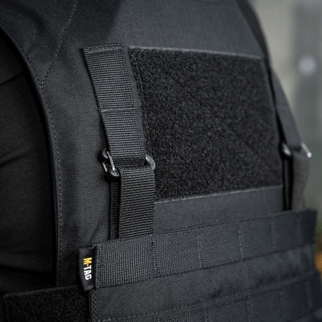 M‑Tac Front Panel för Cuirass QRS med Velcro och MOLLE-system för montering av utrustning, designad i robust Cordura 500D-material.