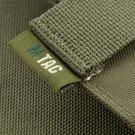 M‑Tac Front Panel för Cuirass QRS i Cordura 500D med MOLLE-system och Woojin-krokar, detalj av hållbart material och sömmar.