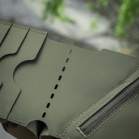 M-Tac Plånbok Slim Elite Gen. II, kompakt plånbok med kortfack och myntfack, designad i slitstark polymerkomposit. Stilrent design.