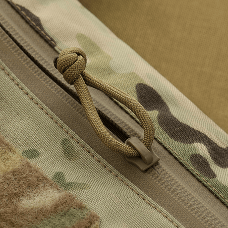 Detalj av M-Tac Taktisk Handvärmare Elite med slitstarkt Cordura och mesh-baksida för extra komfort och ventilation.