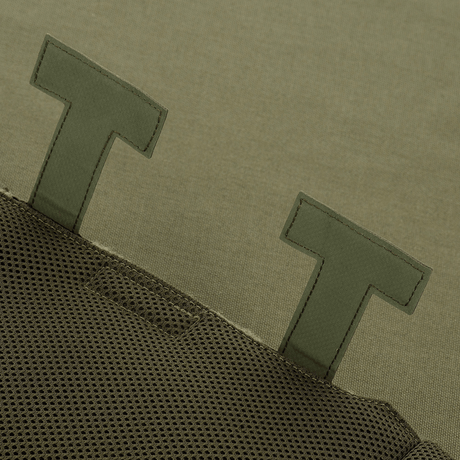 Närbild av M-Tac Taktisk Handvärmare Elite med hållbart Cordura 500D-tyg och mjuk mesh-baksida, designad för kalla förhållanden