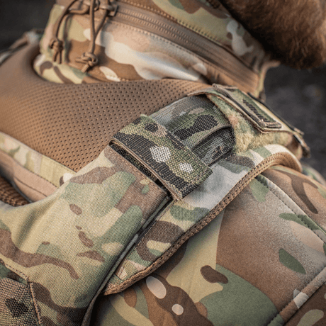 M-Tac axelkudde till Plate Carrier Cuirass QRS, slitstark Cordura, förbättrad komfort och ventilation, camouflagedesign.