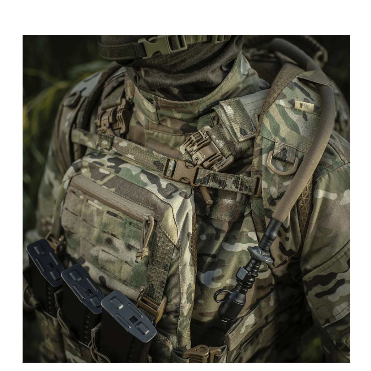 M-Tac Mission Pack Elite rygsæk i camouflagemønster med MOLLE LASER CUT-system, slidstærk Cordura 1000D, taktisk og funktionel.