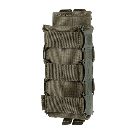 M‑Tac Mag Pouch Kolchan för AK/AR med MOLLE-montering och plastiska sidinskivor för säker magasinförvaring.