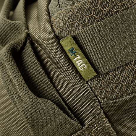Närbild av M‑Tac Bältesväska Elite Hex i hållbart Cordura-material med stilrent design och tidlöst utseende.