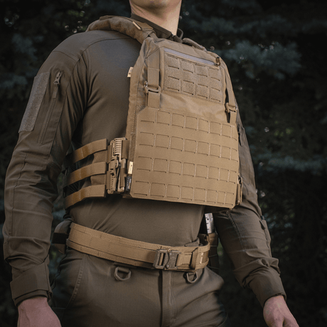 M-Tac frontpanel till Plate Carrier Cuirass QRS XL i slitstarkt Cordura 500D med NIJ-certifiering, visad i galleri position 1.