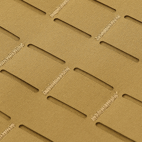 M-Tac frontpanel till Plate Carrier Cuirass QRS XL i slitstarkt Cordura 500D med laserutskurna ventilationsöppningar, galleri position 1.