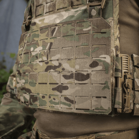 M-Tac frontpanel till Plate Carrier Cuirass QRS XL i lätt Cordura 500D med NIJ-certifiering, visad i galleri 1 med kamouflagemönster