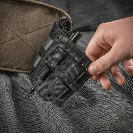 M-Tac Modulinsats Molle 11x19, Laser Cut för enkel organisering av väskor. Polymerkomposit, slitstark och hållbar, med MOLLE-kompatibla fack.
