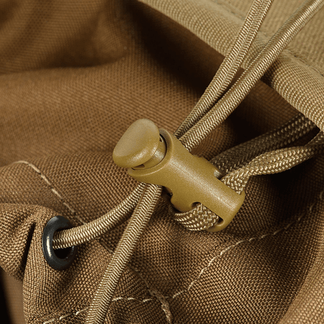 Närbild av M‑Tac magasinpåse Dump Pouch Lite Elite i Cordura 500D med quick-pull-lås och dränerad botten.