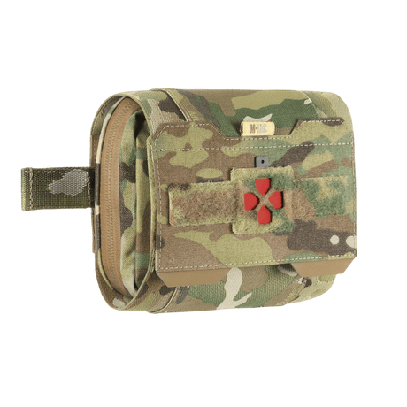 M-Tac horisontell medicinficka Large Elite i multicam-material med NIJ-certifiering och IFAK-organiser, visad i galleri position 1.