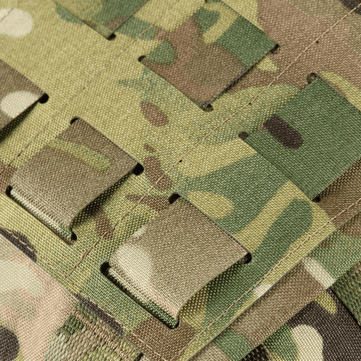 Detaljeret billede af M-Tac Pouch Sukharka Gen.3 XL i Cordura 500D med MOLLE-system, klar til feltbrug.