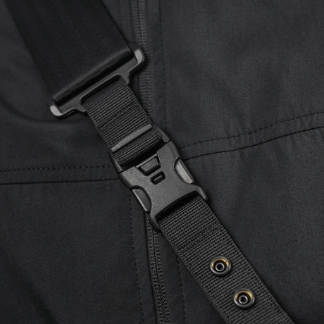 Nærbillede af M-Tac Tablet Bag Laser Cut Hex med sort spænde og stropdetalje i høj kvalitet Cordura-materialer.