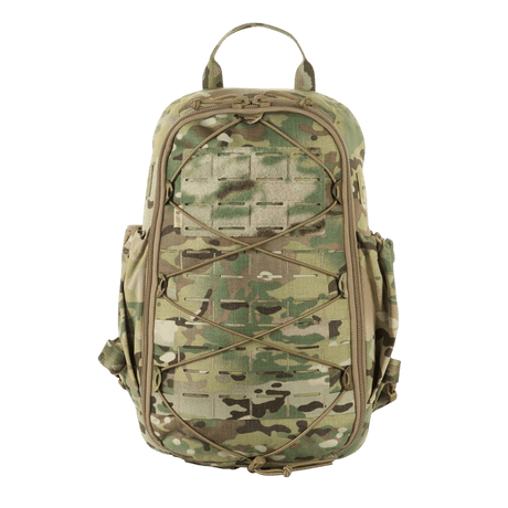 M-Tac STURM Elite Rygsæk i camouflage med MOLLE Laser Cut frontpanel og elastiske sidelommer, designet til feltbrug.