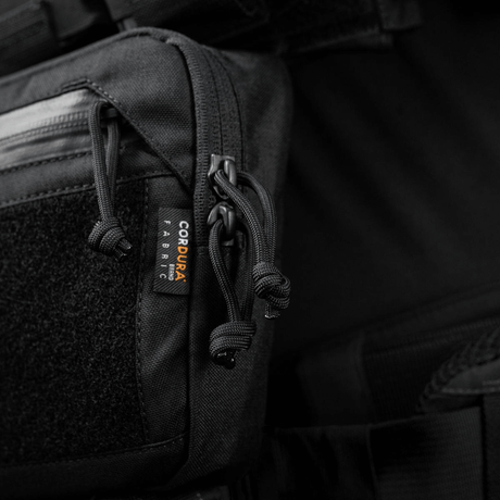 M-Tac Large Elite Gen.II Skuldertaske med Cordura 500D materiale og YKK lynlåse for taktisk holdbarhed.