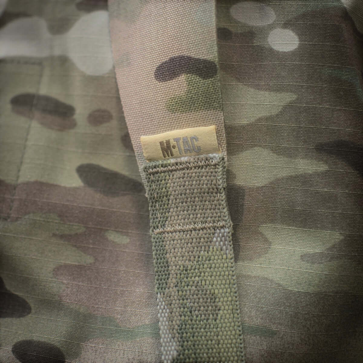 M-Tac Skulderstropper til taktisk bælte Laser Cut med MOLLE-interface i camouflage-stil for øget komfort og justerbarhed.