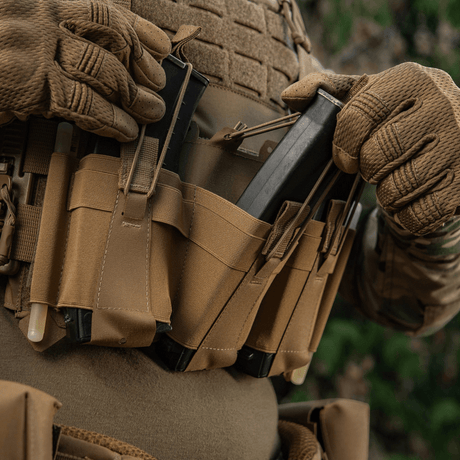 M-Tac Frontpanel til Cuirass QRS Plate Carrier 3 Magasiner i elastisk materiale til NIJ-certificeret taktisk kropsbeskyttelse, galleri position 1.
