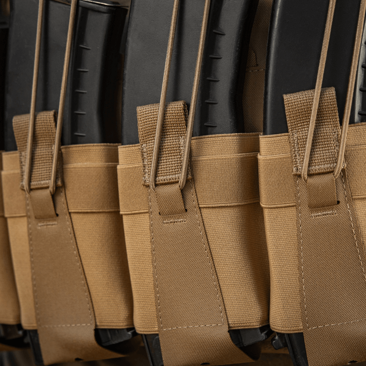 M-Tac Frontpanel til Plate Carrier Cuirass QRS til 4 Magasiner med elastisk magasinfastgørelse og holdbare materialer