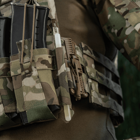 M-Tac frontpanel till Plate Carrier Cuirass QRS för 4 magasin i multicam elastiskt material, NIJ-certifiering, galleri position 1.