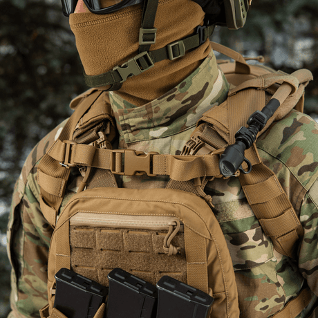 M-Tac Rygsäck Sturm Elite Gen.II raid-ryggsäck i Cordura-tyg med MOLLE-system och vätskesystem, lämplig för taktiska uppdrag.