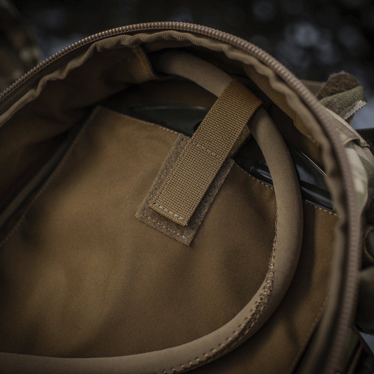 Indre rum af M-Tac Rygsæk Sturm Elite Gen.II med drikkesystem og slangeåbning