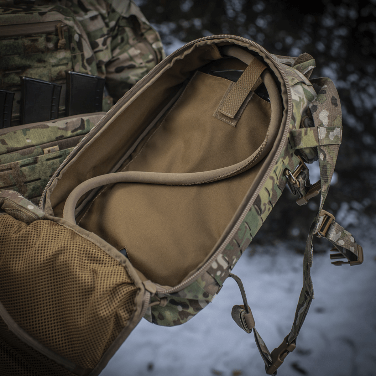 M-Tac Rygsæk Sturm Elite Gen.II med åbent hovedrum og drikkesystem i militærskovkamouflage