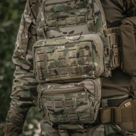 M-Tac Admin Pouch Large Elite för stridsbruk, tillverkad av slitstarkt Cordura 500D med laserutskuret velcro-panel för patches.