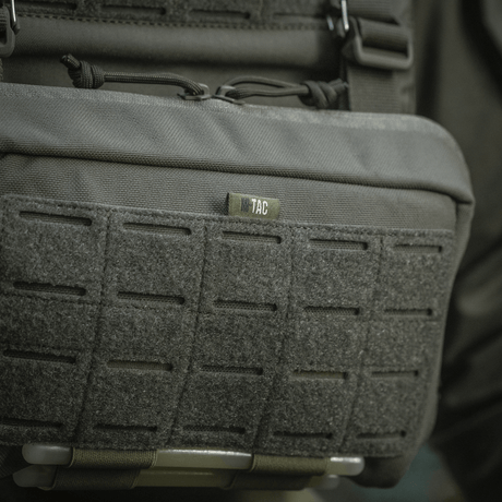 M-Tac Admin Pouch Large Elite i slitstarkt Cordura med laserutskuret velcro-panel, perfekt för taktisk utrustning.