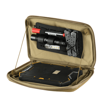 M-Tac Admin Pouch X-Large Elite öppen för förvaring av taktiska verktyg och tablet.