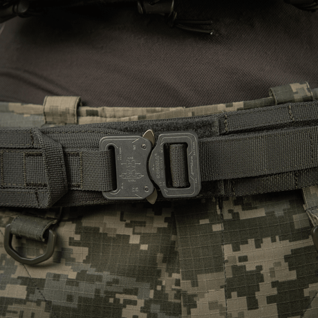 M-Tac Range Bælte Cobra Buckle Gen.IV, taktisk bælte til militært og aktiv brug, perfekt som pistolbælte og til skydebanen.